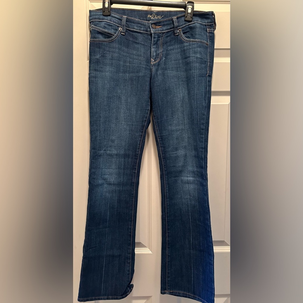 Old Navy Women’s Diva Denim Jeans Size 6